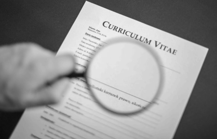 DKDetektywBlog-13 Weryfikacja kadry przed zatrudnieniem CV lupa